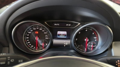 Mercedes-Benz CLA 200 d 4Matic Automatic Premium (11)