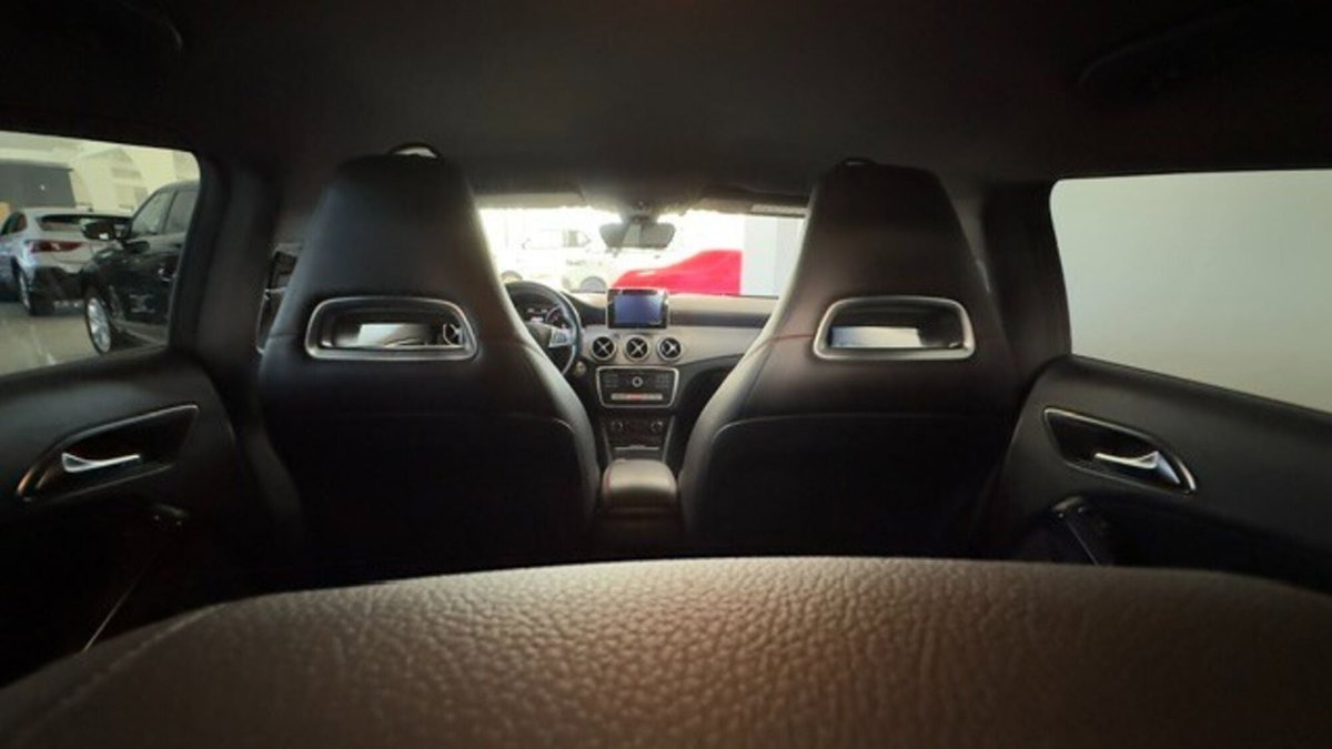 Mercedes-Benz CLA 200 d 4Matic Automatic Premium (16)