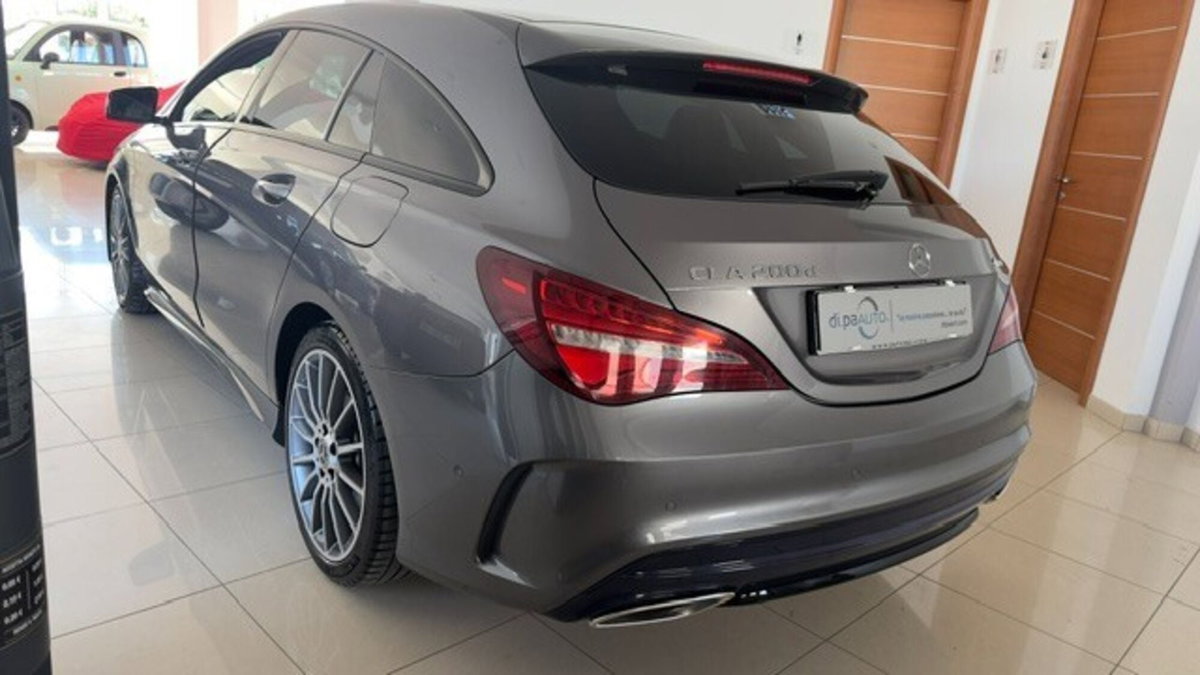 Mercedes-Benz CLA 200 d 4Matic Automatic Premium (6)
