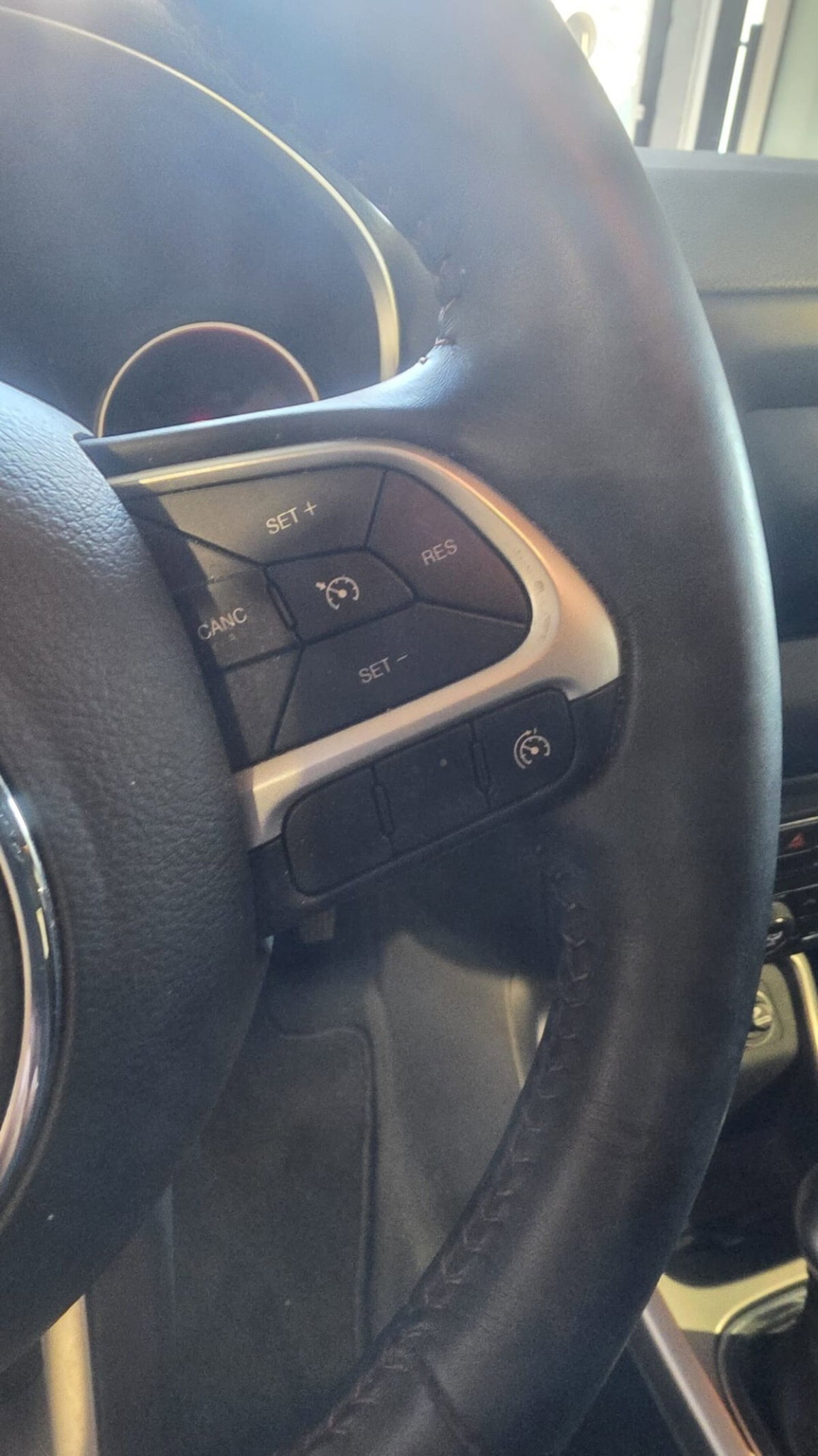 Jeep Compass 1.6 Multijet II 2WD Longitude (12)