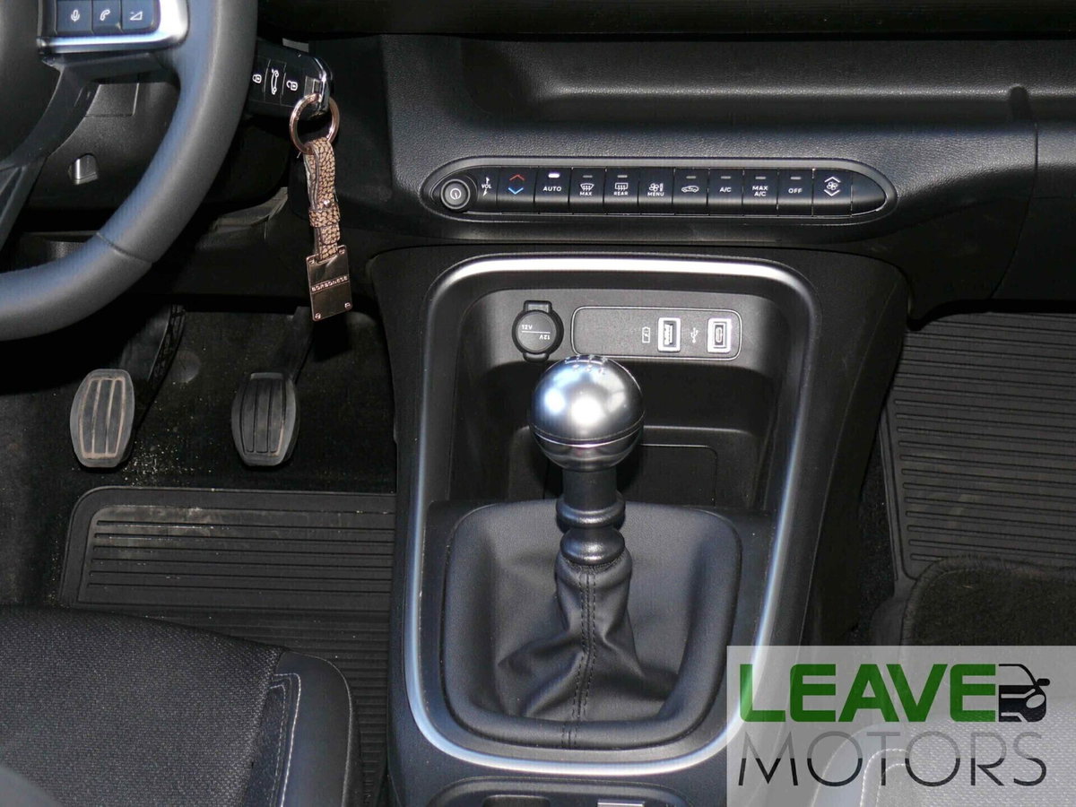 Jeep Avenger 1.2 turbo Altitude fwd 100cv (12)