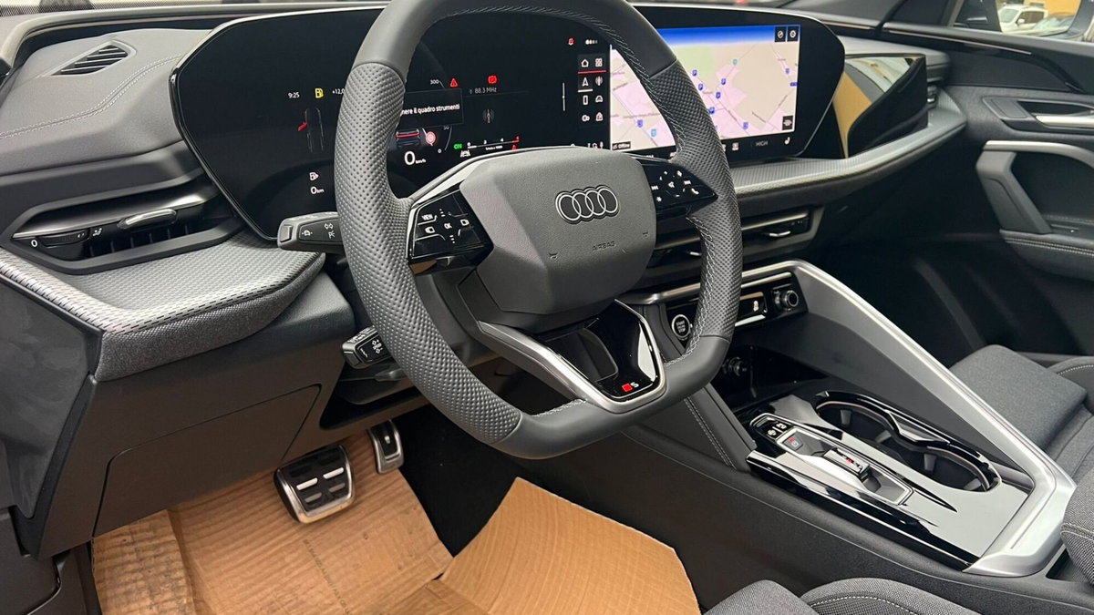 Audi Q5 Sportback 40 2.0 tdi mhev 12V S line Plus quattro s-tronic (11)