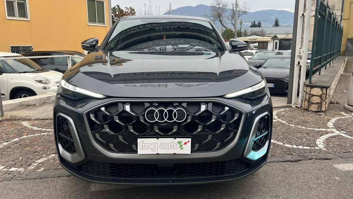 Audi Q5 Sportback 40 2.0 tdi mhev 12V S line Plus quattro s-tronic (2)