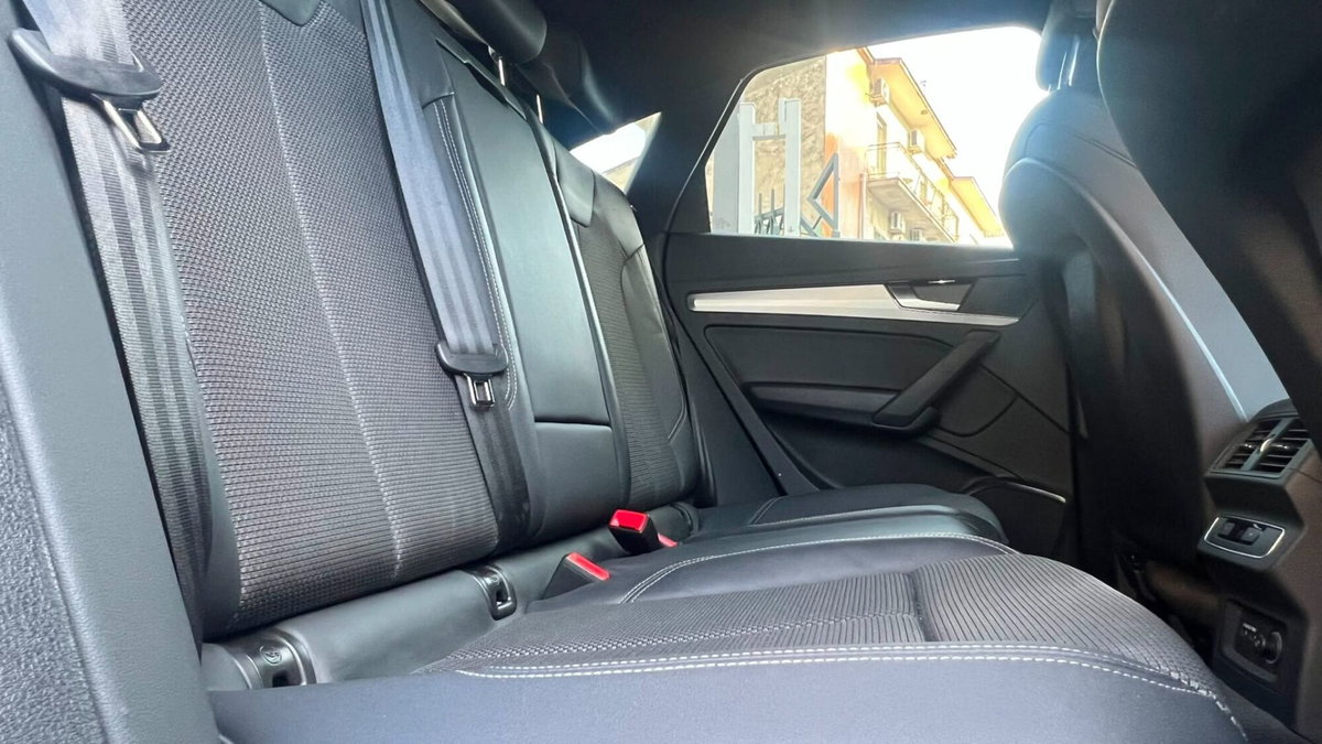 Audi Q5 40 TDI 204 CV quattro S tronic S line plus (8)