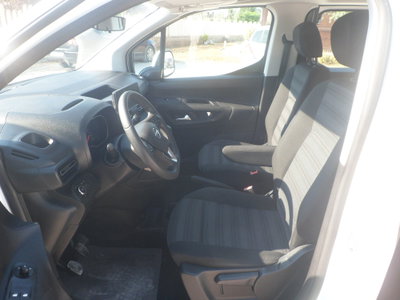Opel Combo 1.7 CDTI 5p. Tour (11)