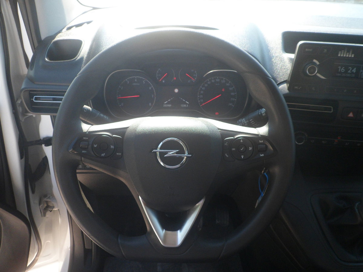 Opel Combo 1.7 CDTI 5p. Tour (12)