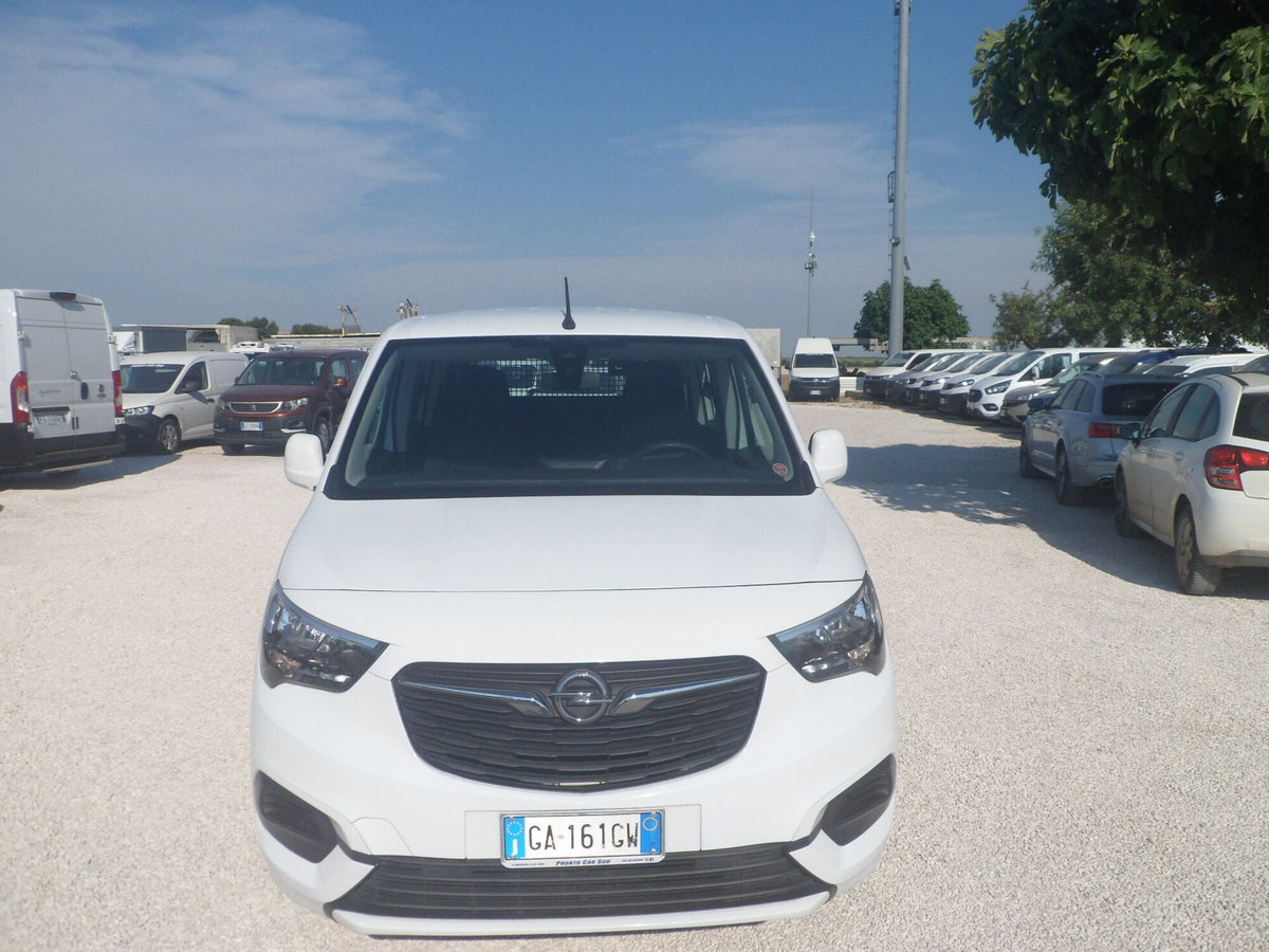 Opel Combo 1.7 CDTI 5p. Tour (2)