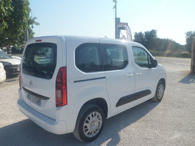 Opel Combo 1.7 CDTI 5p. Tour (4)