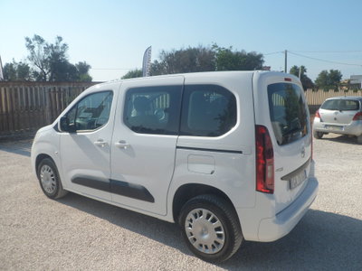 Opel Combo 1.7 CDTI 5p. Tour (6)