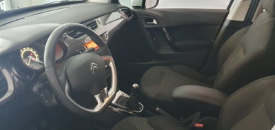 Citroen C3 1.4 HDi 70 Exclusive (2)