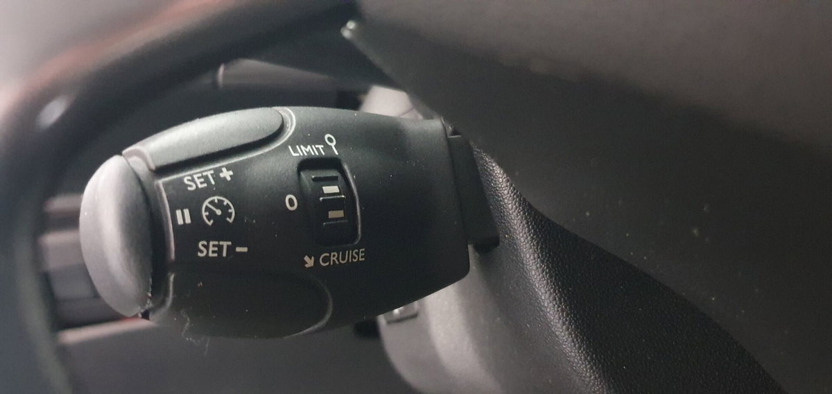 Citroen C3 1.4 HDi 70 Exclusive (6)