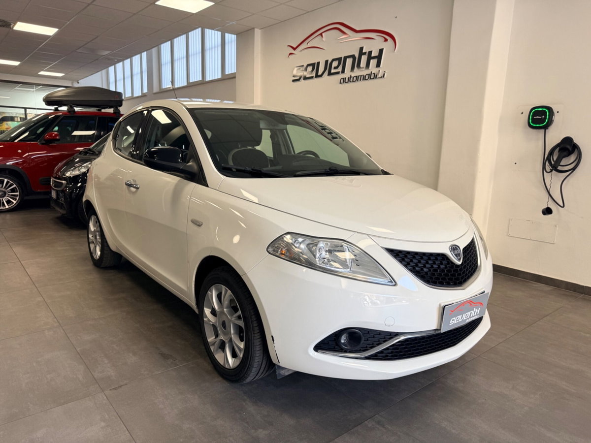 Lancia Ypsilon 1.3 MJT 16V 95 CV 5 porte S&S Gold