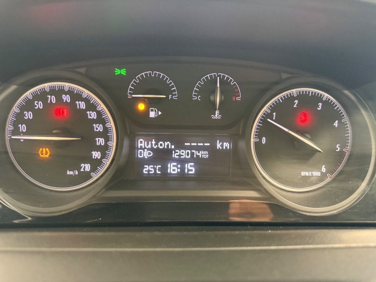 Lancia Ypsilon 1.3 MJT 16V 95 CV 5 porte S&S Gold (11)