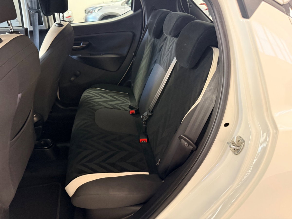 Lancia Ypsilon 1.3 MJT 16V 95 CV 5 porte S&S Gold (7)