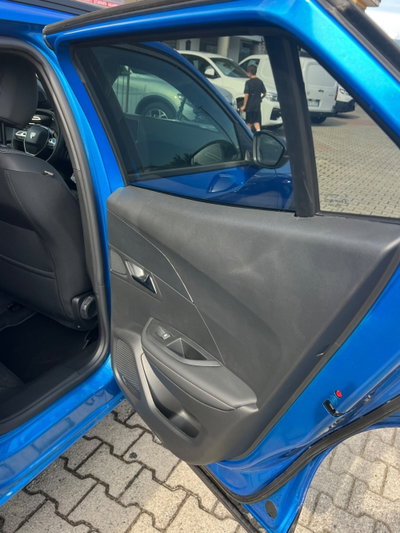 Peugeot 2008 1.2 hybrid Allure 145cv e-dcs6 (20)