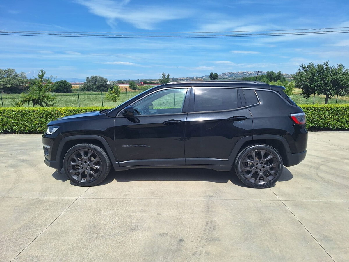 Jeep Compass 1.6 Multijet II 2WD Sport (6)