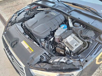 Audi A4 Avant 2.0 TDI 150 CV ultra S tronic Sport (13)