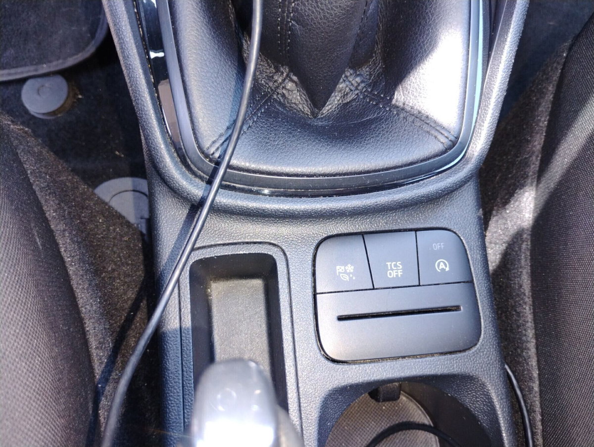 Ford Fiesta 1.5 EcoBlue 5 porte (13)