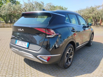 Kia Sportage 1.6 crdi mhev Business dct (3)