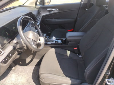 Kia Sportage 1.6 crdi mhev Business dct (5)
