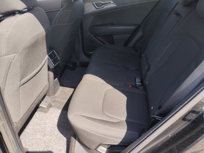 Kia Sportage 1.6 crdi mhev Business dct (6)