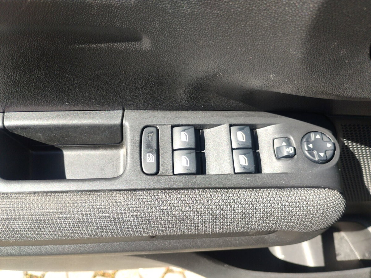 Citroen C3 Aircross BlueHDi 110 S&S Feel (11)
