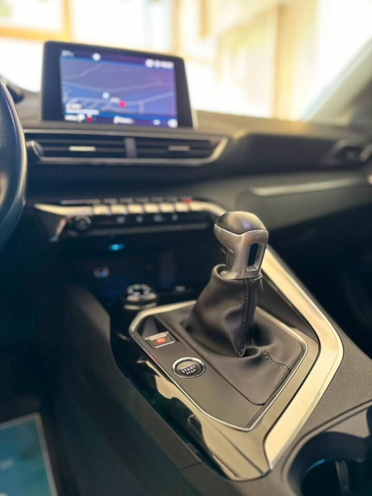 Peugeot 3008 BlueHDi 130 S&S Allure (19)