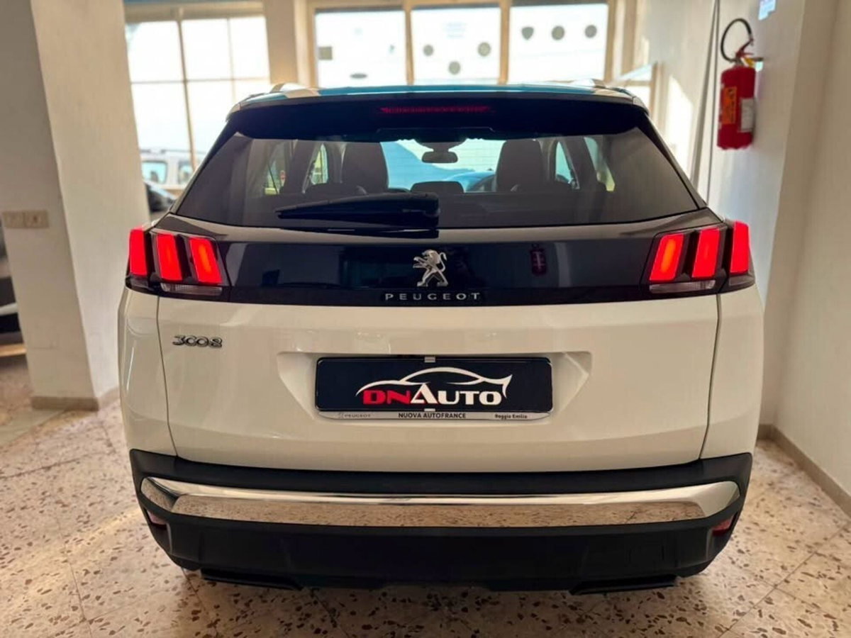 Peugeot 3008 BlueHDi 130 S&S Allure (4)