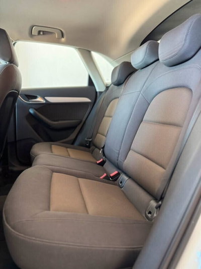Audi Q3 2.0 TDI Business (11)