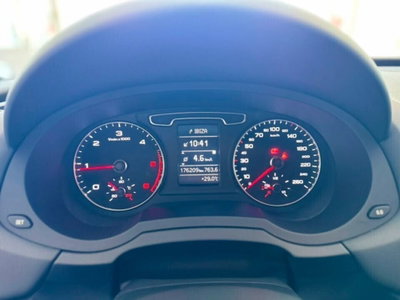 Audi Q3 2.0 TDI Business (15)