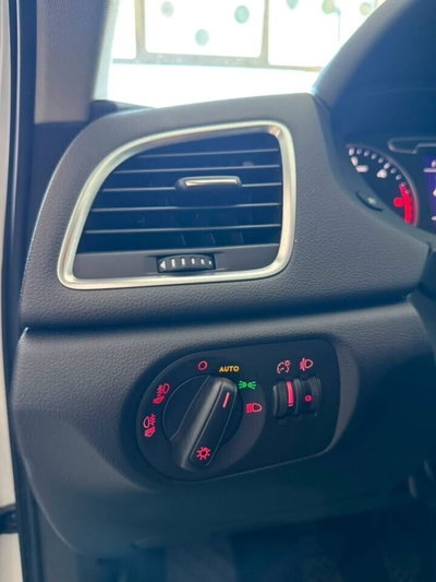 Audi Q3 2.0 TDI Business (16)
