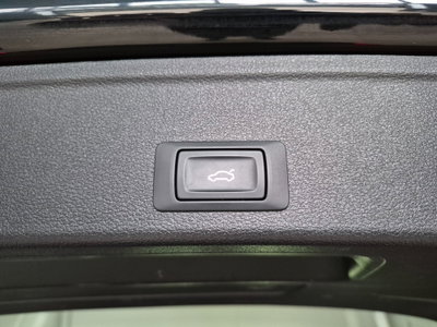 Audi A4 Avant 35 TDI/163 CV S tronic Business Advanced (16)