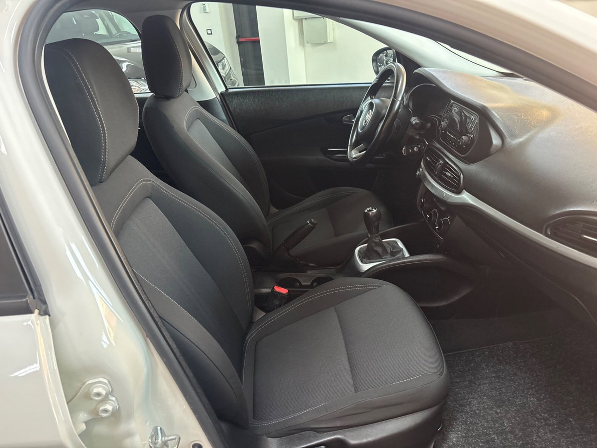 Fiat Tipo Tipo 1.3 Mjt S&S 5 porte Easy (8)