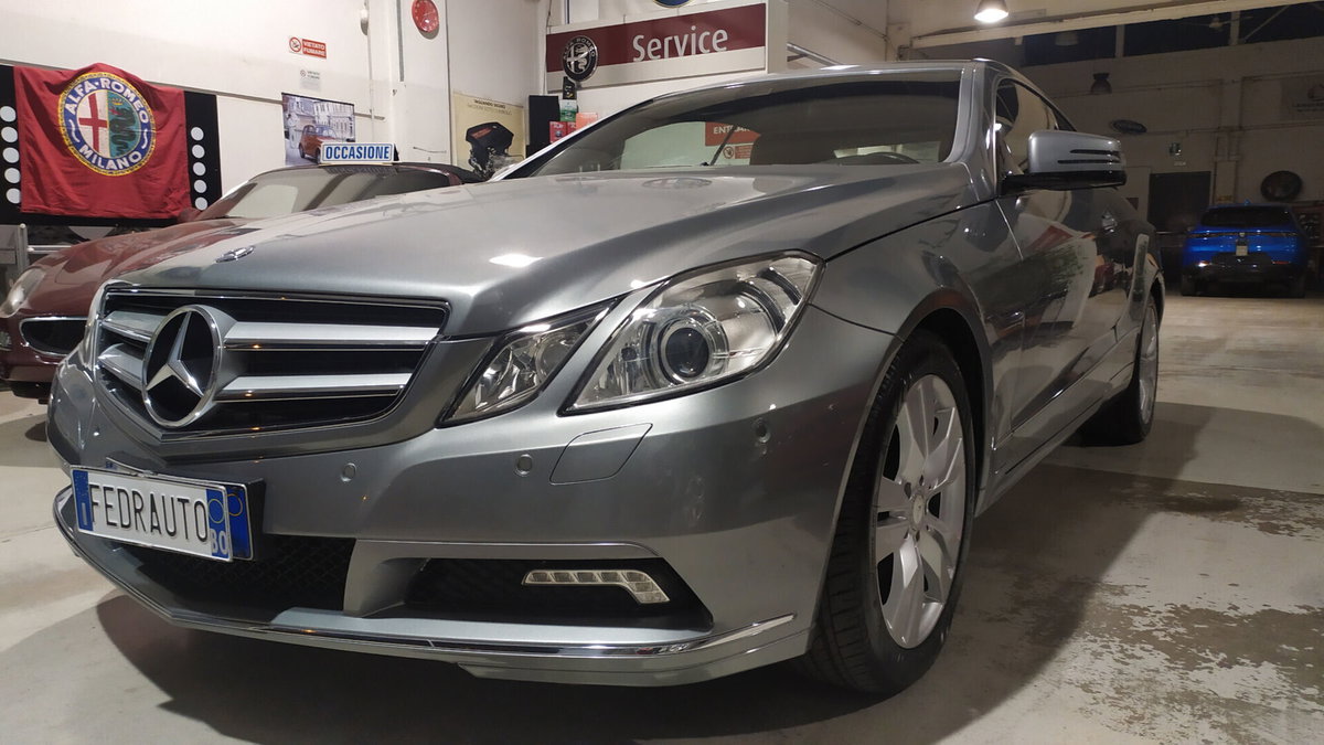 Mercedes-Benz Classe E 250 CGI BlueEFFICIENCY Executive