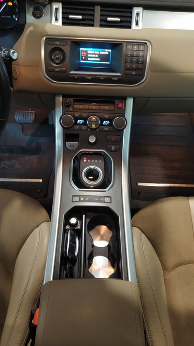Land Rover Range Rover Evoque 2.0 Si4 5p. Dynamic (16)