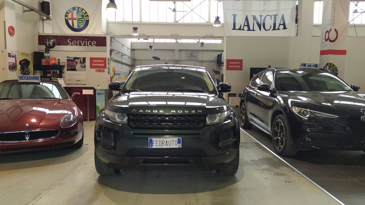 Land Rover Range Rover Evoque 2.0 Si4 5p. Dynamic (3)