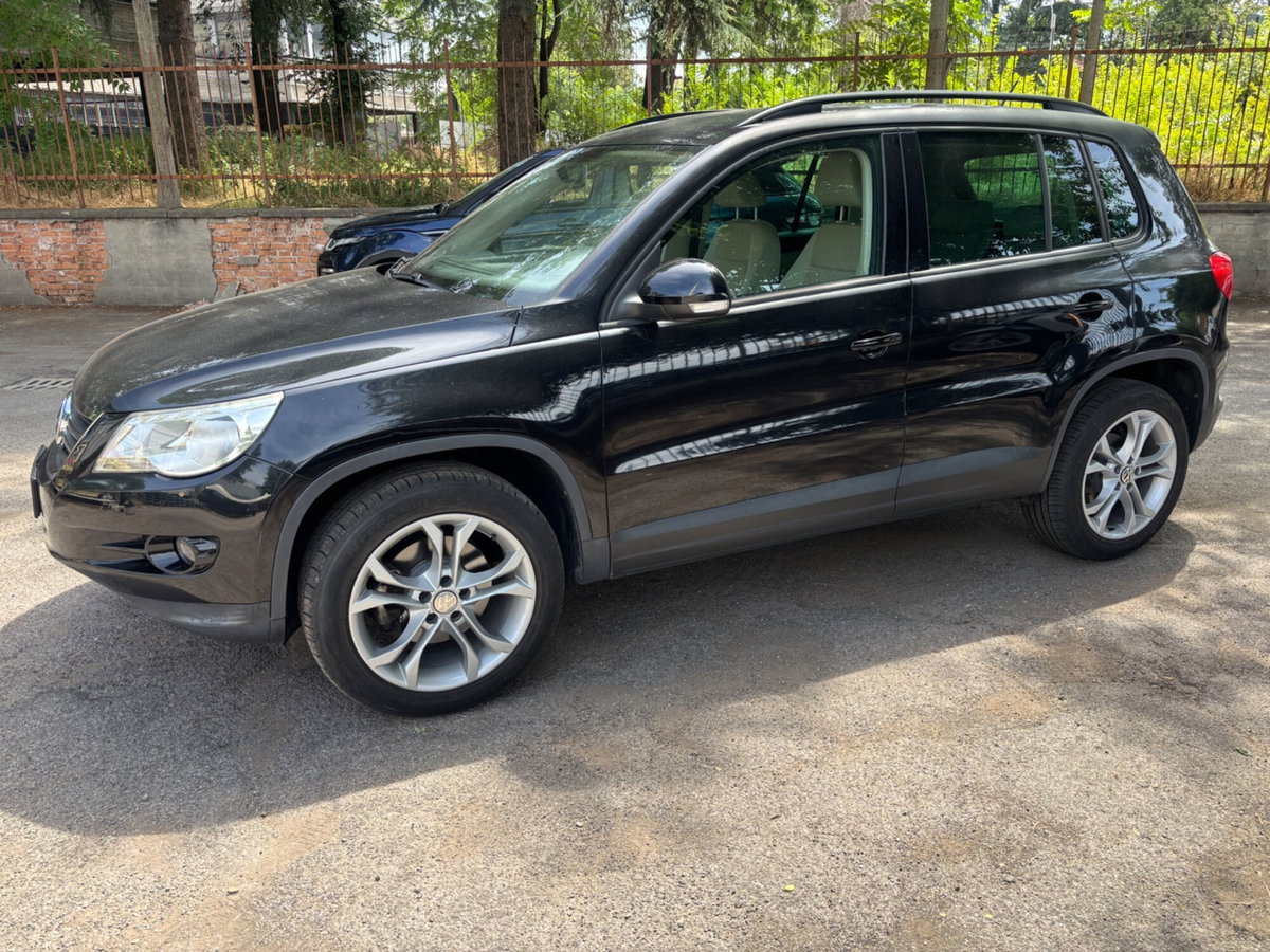 Volkswagen Tiguan 2.0 TDI DPF 4MOTION DSG Sport & Style