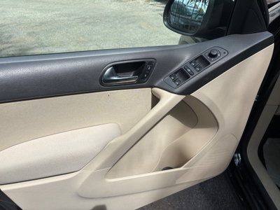 Volkswagen Tiguan 2.0 TDI DPF 4MOTION DSG Sport & Style (13)