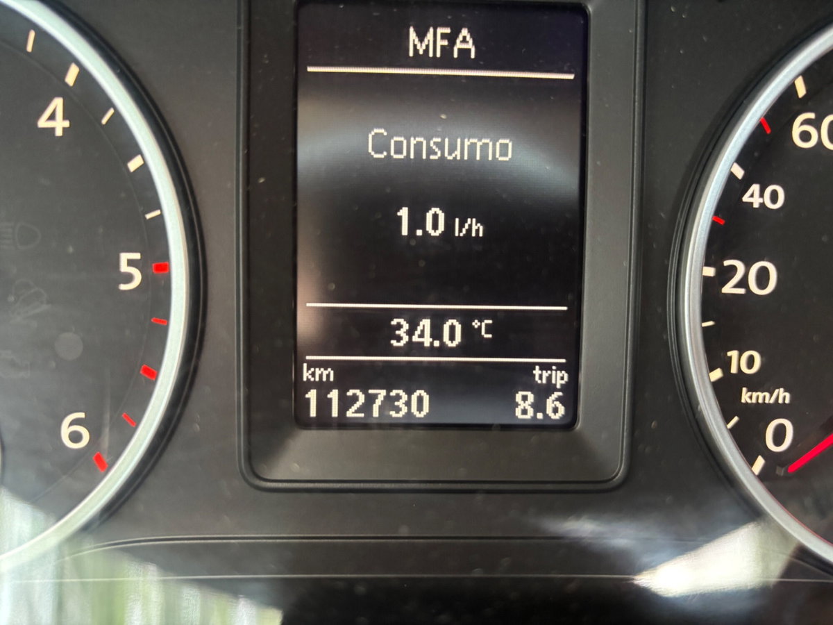 Volkswagen Tiguan 2.0 TDI DPF 4MOTION DSG Sport & Style (14)