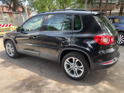 Volkswagen Tiguan 2.0 TDI DPF 4MOTION DSG Sport & Style (7)