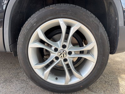 Volkswagen Tiguan 2.0 TDI DPF 4MOTION DSG Sport & Style (8)