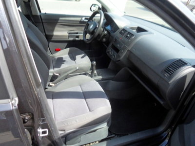 Volkswagen Polo 1.2 12V 5p. Trendline (8)