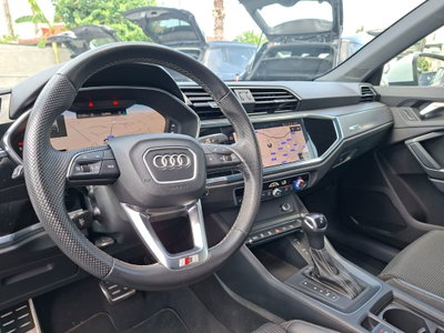 Audi Q3 Sportback 35 TDI quattro S tronic S line edition (11)