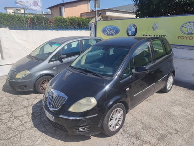 Lancia Musa 1.3 Mjt 16V 95 CV DPF Oro usata
