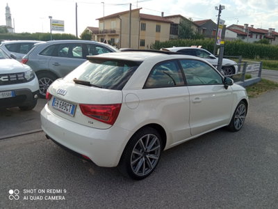 Audi A1 Sportback 1.6 TDI 105 CV Ambition (2)