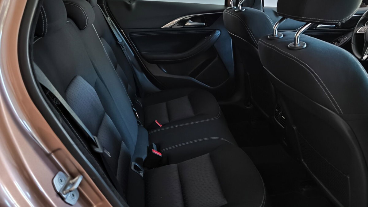 Infiniti Q30 1.5 diesel Business Executive (18)