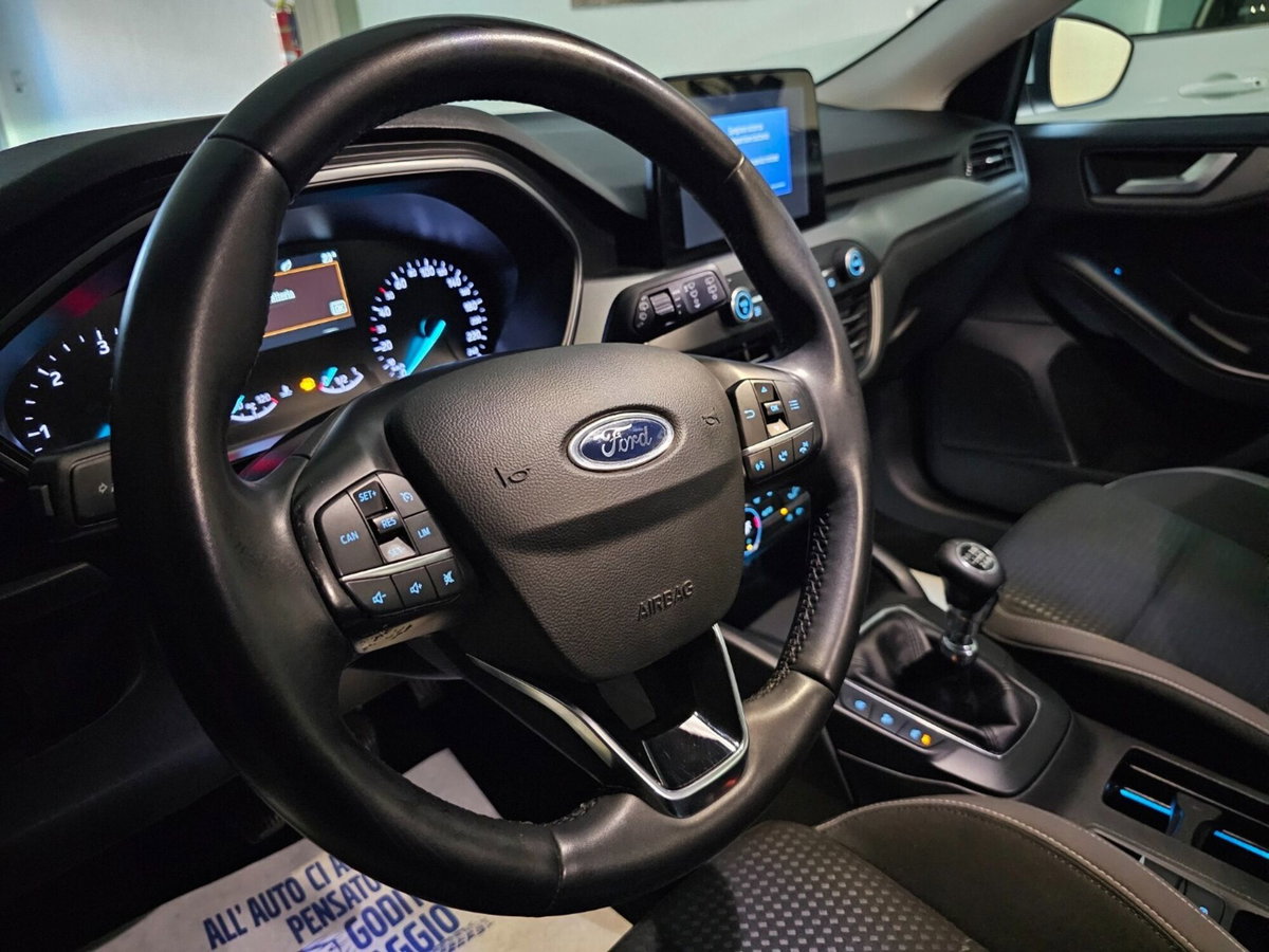 Ford Focus Station Wagon 1.5 EcoBlue 120 CV automatico SW Business (14)