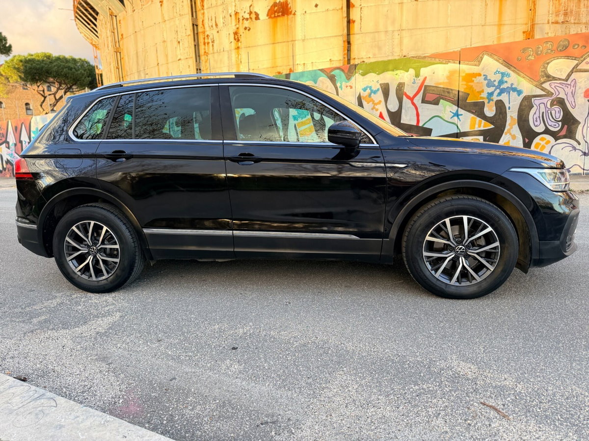 Volkswagen Tiguan 1.5 TSI ACT Life (5)