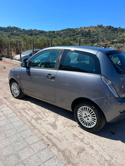 Lancia Ypsilon 1.2 Argento (3)