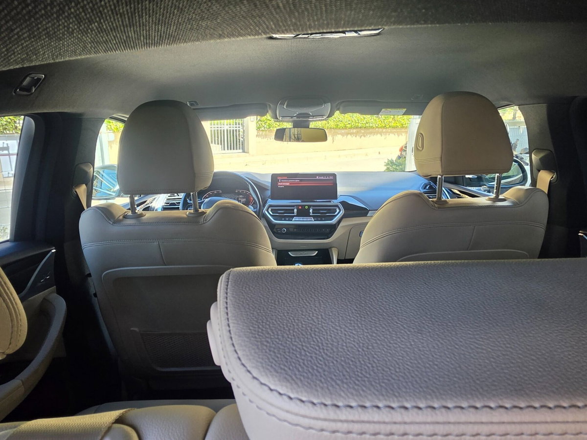 BMW X4 xDrive20d 48V (20)